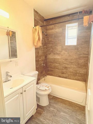 1730 W DIAMOND ST, Philadelphia, PA 19121