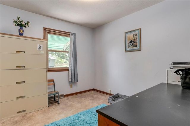 7912 Elizabeth Avenue, Kansas City, KS 66112