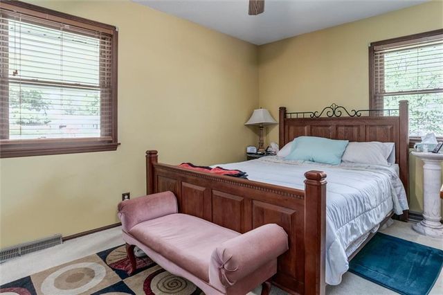 7912 Elizabeth Avenue, Kansas City, KS 66112