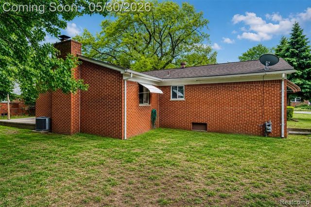 36900 Ferndale Street, Romulus, MI 48174