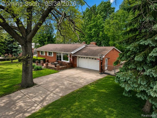 36900 Ferndale Street, Romulus, MI 48174
