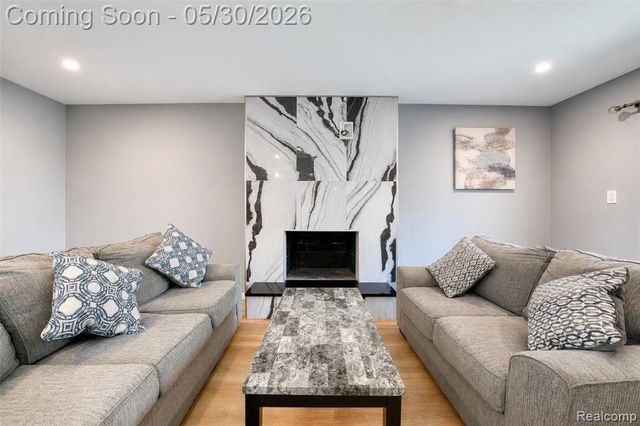 36900 Ferndale Street, Romulus, MI 48174