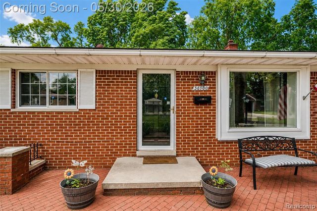 36900 Ferndale Street, Romulus, MI 48174