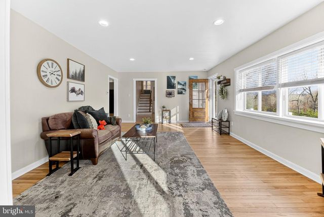 616 BONDSVILLE RD, Downingtown, PA 19335