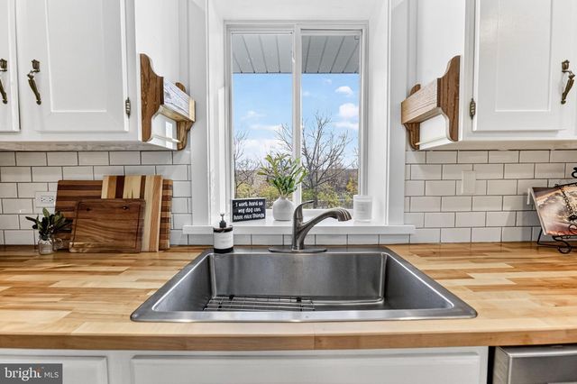 616 BONDSVILLE RD, Downingtown, PA 19335