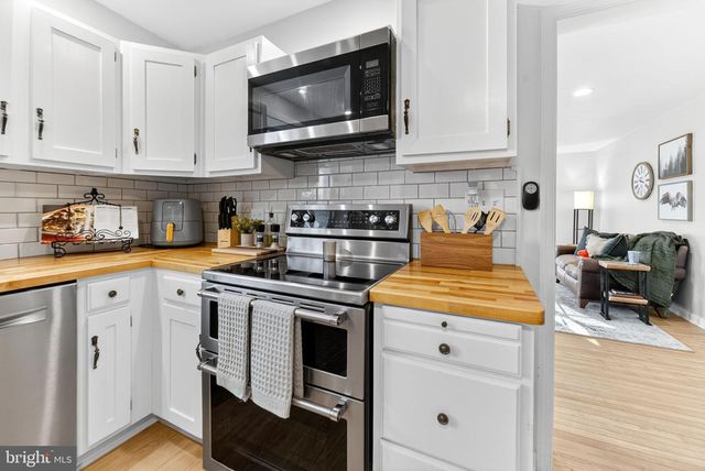 616 BONDSVILLE RD, Downingtown, PA 19335