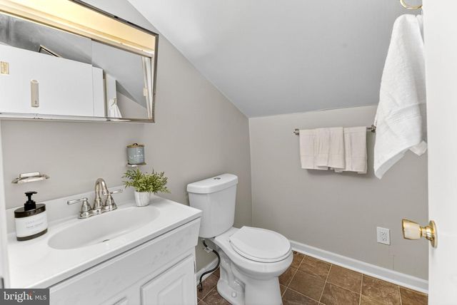 616 BONDSVILLE RD, Downingtown, PA 19335