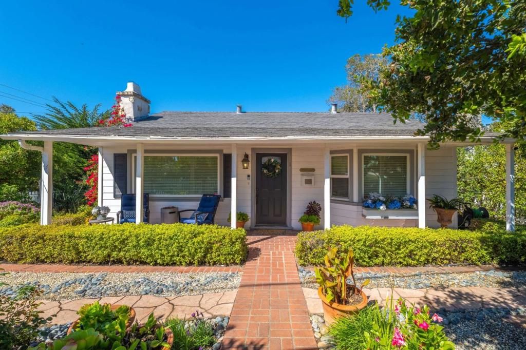 1 Serrano Way, Del Rey Oaks, CA 93940