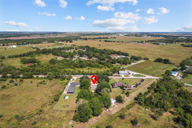 202 County Road 402, Bay City, TX 77414