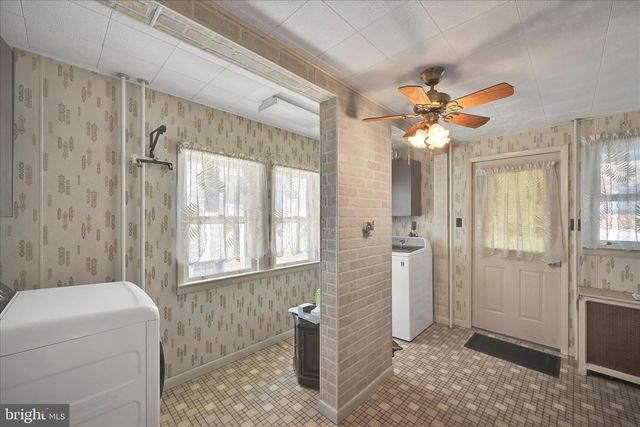 208-210 NORTH ST, Minersville, PA 17954