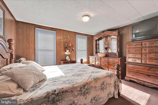 208-210 NORTH ST, Minersville, PA 17954