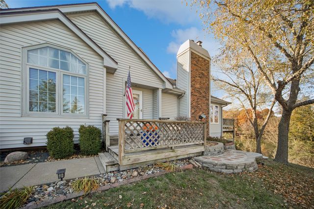 6809 Sharon Drive, Urbandale, IA 50322