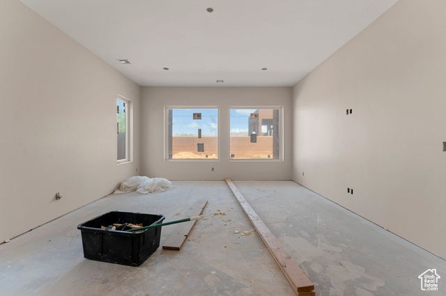 5496 SAND RIDGE DR., Hurricane, UT 84737