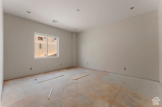 5496 SAND RIDGE DR., Hurricane, UT 84737