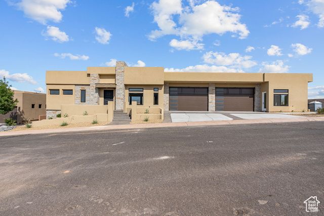 5496 SAND RIDGE DR., Hurricane, UT 84737