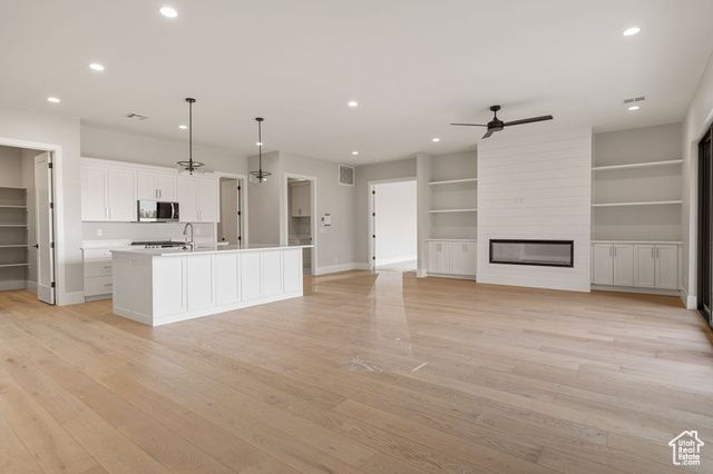 5496 SAND RIDGE DR., Hurricane, UT 84737