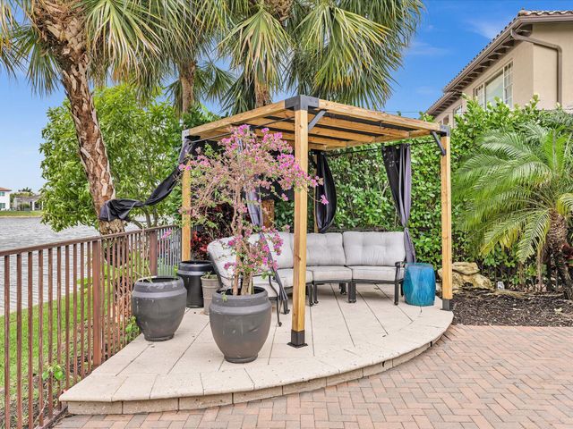 10982 NW 81st Manor, Parkland, FL 33076