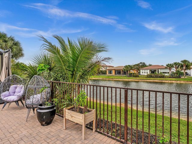 10982 NW 81st Manor, Parkland, FL 33076