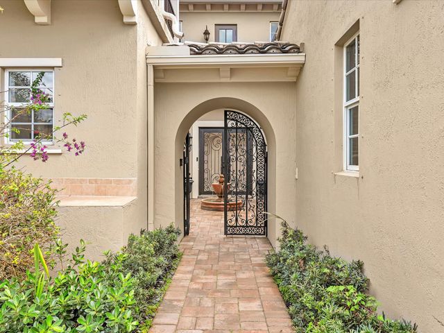 10982 NW 81st Manor, Parkland, FL 33076