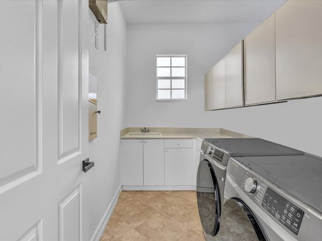 10982 NW 81st Manor, Parkland, FL 33076