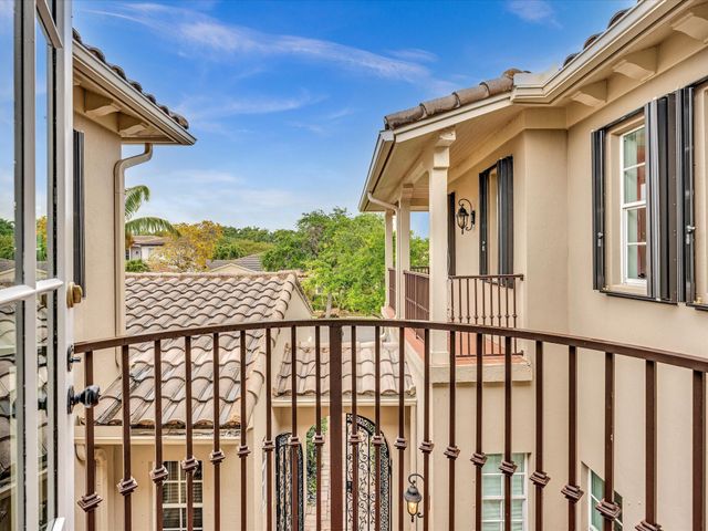 10982 NW 81st Manor, Parkland, FL 33076