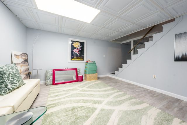 522 Lincoln Rd Extension, Hyannis, MA 02601