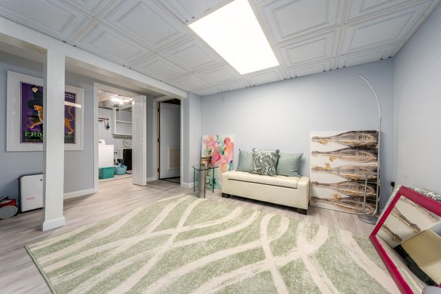 522 Lincoln Rd Extension, Hyannis, MA 02601