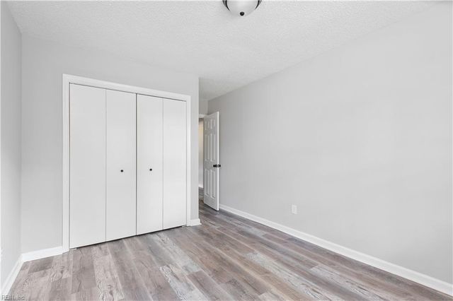 503 Thornloe LN, Chesapeake, VA 23320