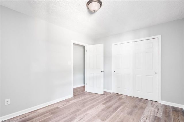 503 Thornloe LN, Chesapeake, VA 23320