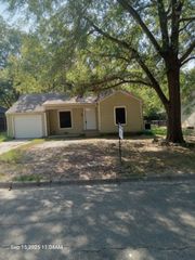 1012 Pecan Drive, Greenville, TX 75401