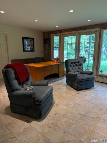 360 Autumn Ridge Road, Fairfield, CT 06825