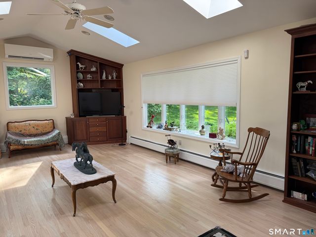 360 Autumn Ridge Road, Fairfield, CT 06825
