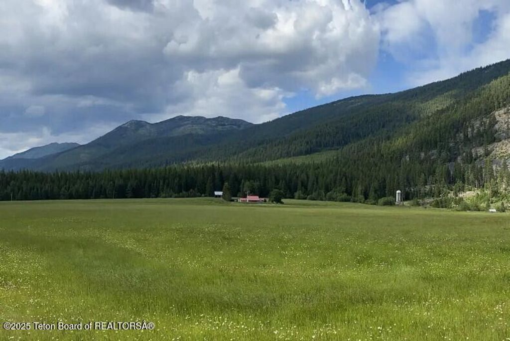 2398 PINE CREEK ROAD, Yaak, MT 59935 photo 2