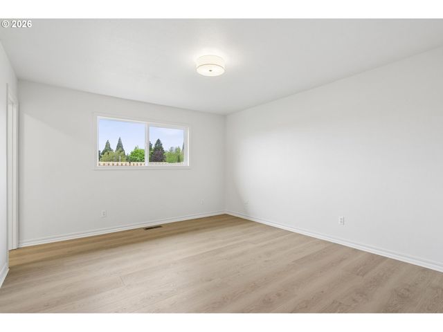 1495 S FIR St, Canby, OR 97013