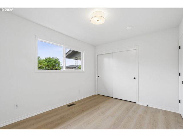 1495 S FIR St, Canby, OR 97013