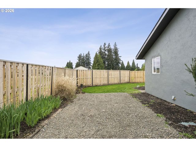 1495 S FIR St, Canby, OR 97013