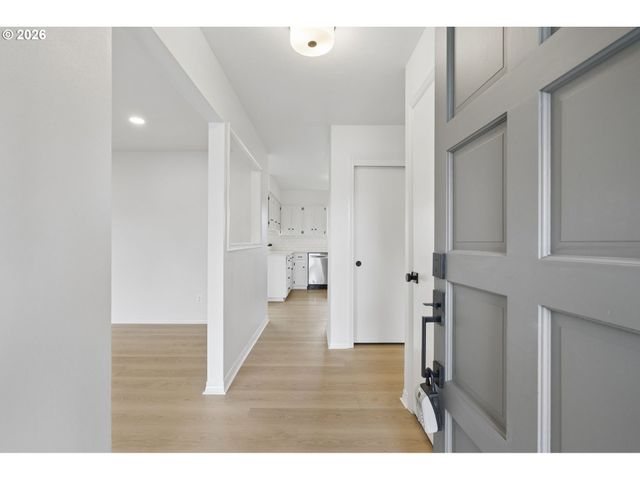 1495 S FIR St, Canby, OR 97013