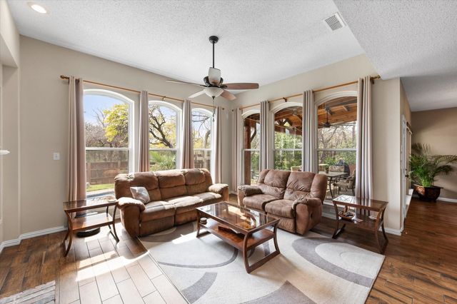 2800 Springbranch Court, Grapevine, TX 76051