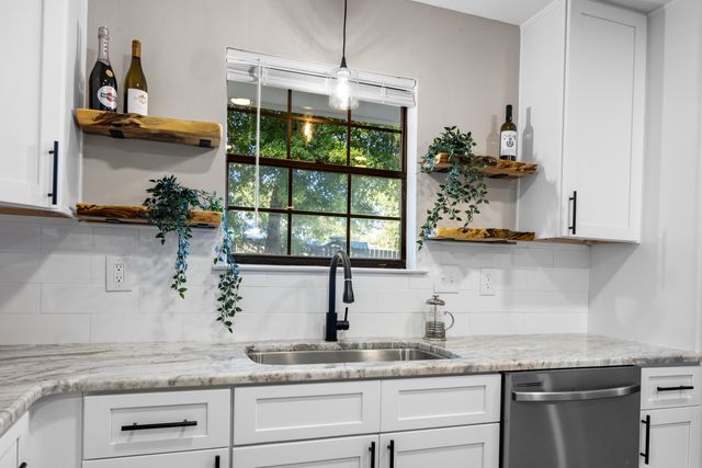 415 Olde Post Road, Niceville, FL 32578