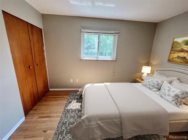 808 Wellesley Avenue, Royal Oak, MI 48067