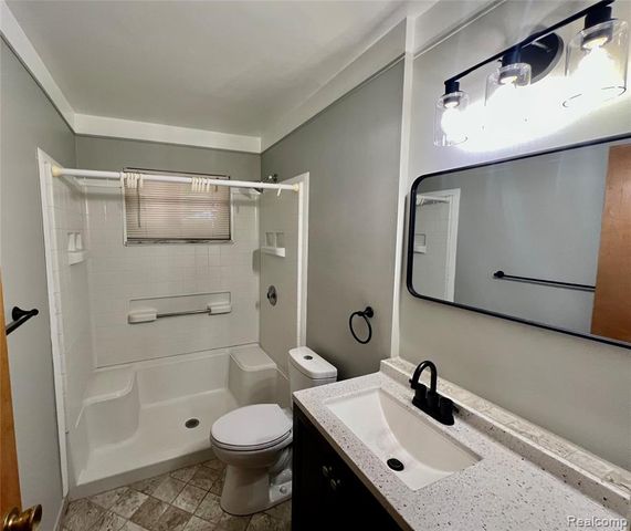 808 Wellesley Avenue, Royal Oak, MI 48067