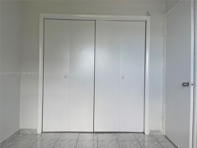 2201 Brickell Ave 73, Miami, FL 33129