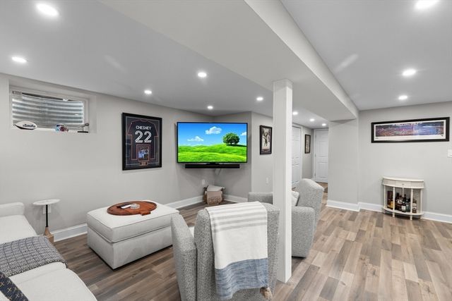 6 Janice Road, Stoughton, MA 02072