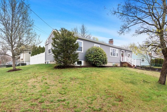 6 Janice Road, Stoughton, MA 02072