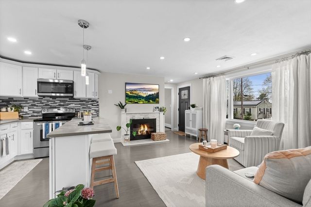 6 Janice Road, Stoughton, MA 02072