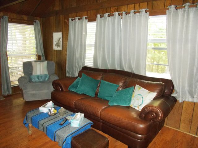 332 Mockingbird Hill Rd, Eva, TN 38333