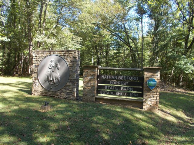 332 Mockingbird Hill Rd, Eva, TN 38333