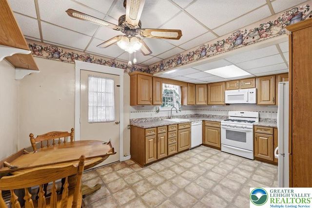 2030 Lawfer Avenue, South Whitehall Twp, PA 18104
