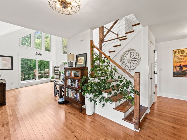 46 Willow Dr, Winchester, TN 37398