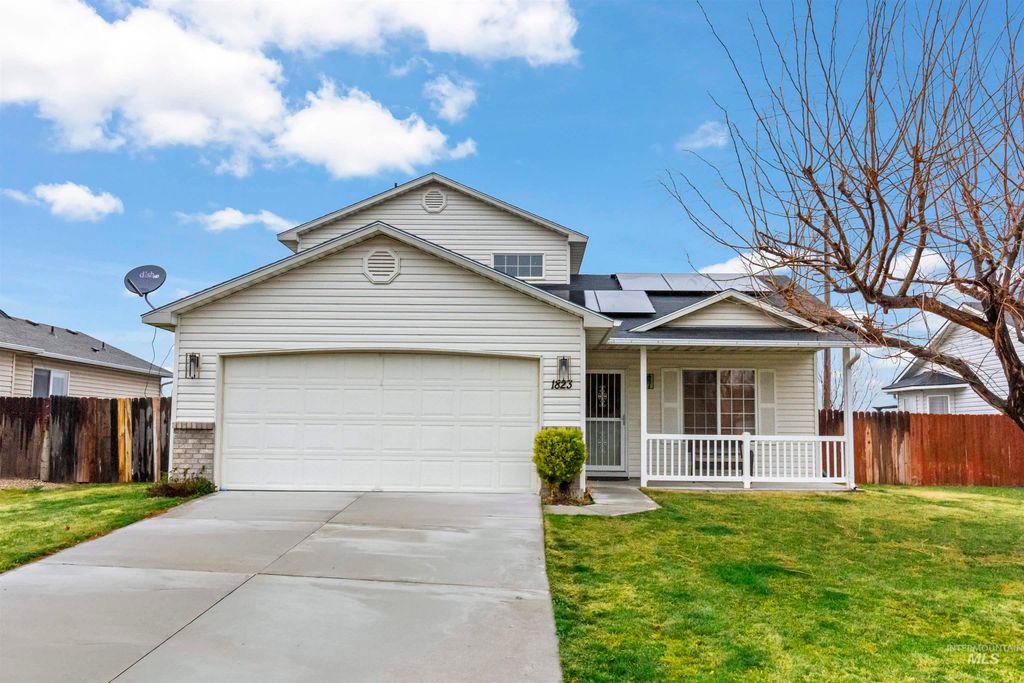 1823 Cambridge St, Caldwell, ID 83607